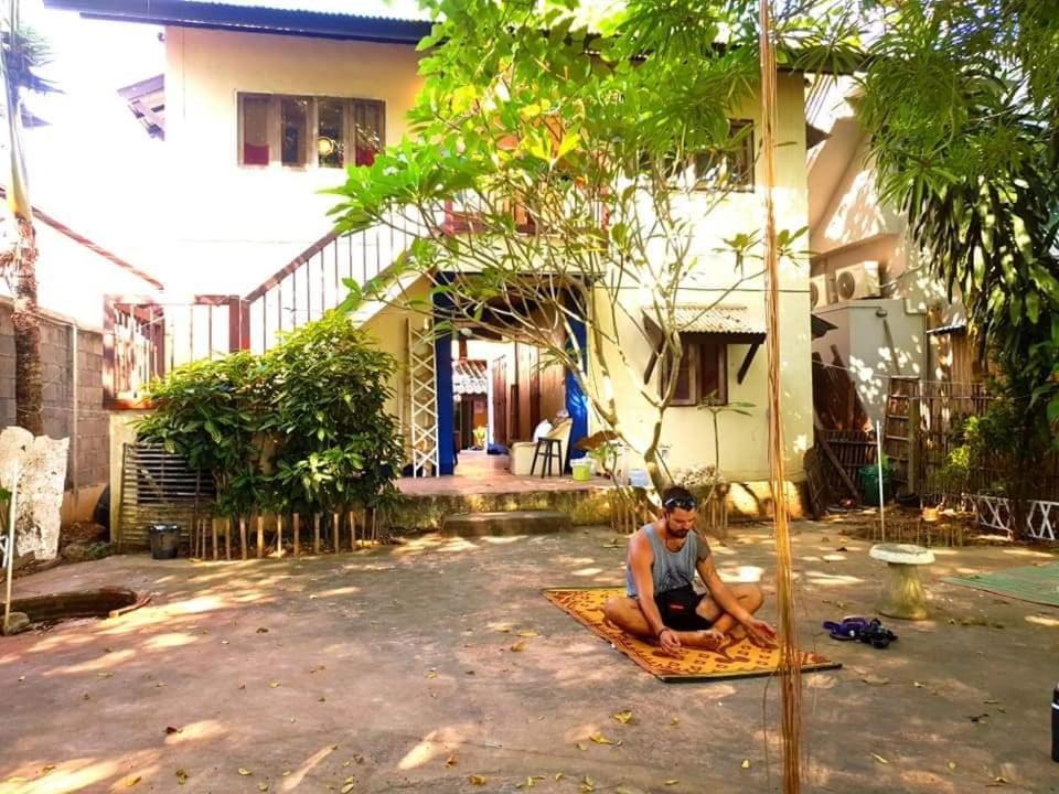 Sunny Hostel Пай Экстерьер фото